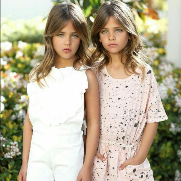 Gap - Picture 2 of 2